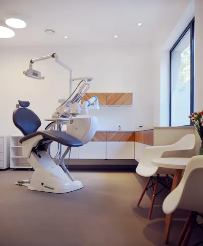 DentalMania